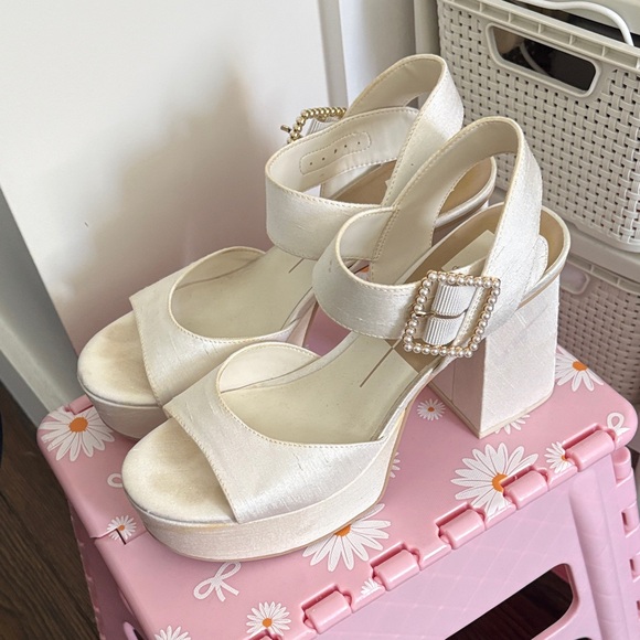 Dolce Vita Shoes - dolce vita bridal shoes Women's Ivory Pearl-Accent Platform Sandals